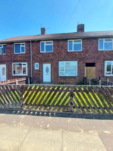 3 Bedroom Terraced House To Rent In Carnforth Crescent, Grimsby, DN34
