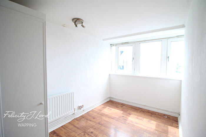 1 Bedroom Apartment To Rent In Knottisford Street, London, E2
