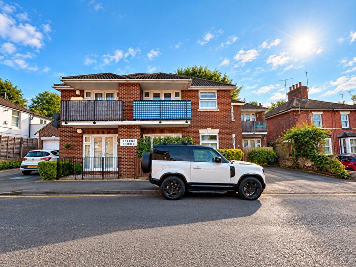 2 Bedroom Flat To Rent In Tylers Court, Junction Road, Warley, Essex, CM14