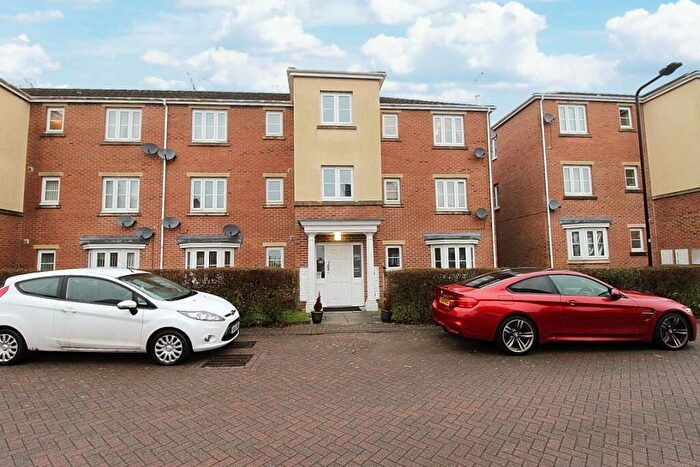 2 Bedroom Apartment For Sale In Garden Close, Rotherham, S60