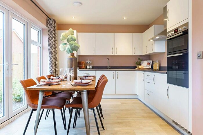 4 Bedroom Detached House For Sale In Glen Road, Oadby, Leicester, LE2