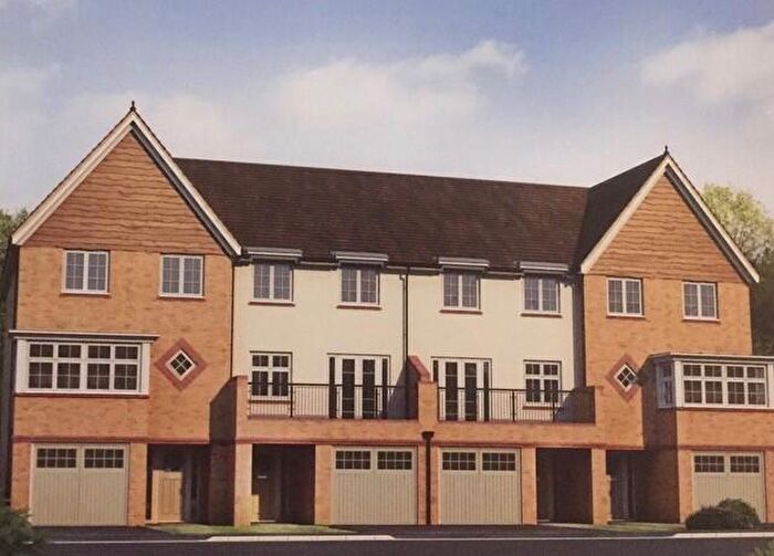 6 Bedroom House To Rent In Great Clover Leaze, Filton, South West, BS16