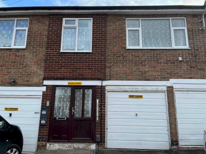 1 Bedroom Flat To Rent In Bush Court, Coventry, CV2