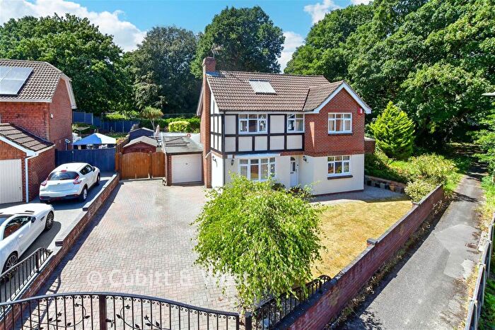 3 Bedroom Detached House For Sale In Chilsdown Way, Waterlooville, Hampshire, PO7