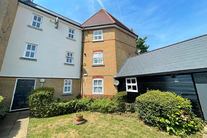 2 Bedroom Flat To Rent In Bridge Street, Basildon, SS15