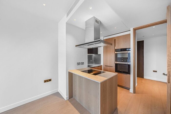 1 Bedroom Flat To Rent In River Park Tower, London, SW8