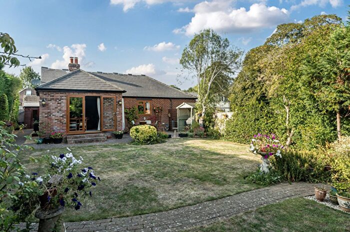 3 Bedroom Bungalow For Sale In Upper Neatham Mill Lane, Holybourne, Alton, Hampshire, GU34