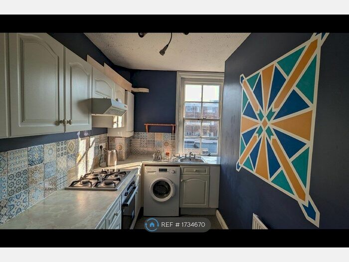 2 Bedroom Flat To Rent In Wellington Road, Brighton, BN2