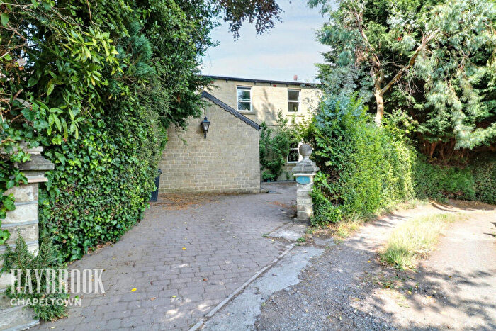 4 Bedroom Character Property For Sale In School Lane, Grenoside, S35