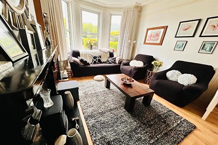 7 Bedroom End Of Terrace House For Sale In Antrim Road, Belfast, BT15