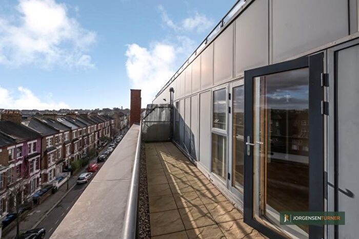 1 Bedroom Flat To Rent In Scholars House, Glengall Road, London, Greater London, NW6