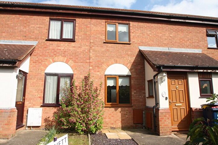 2 Bedroom Terraced House To Rent In Lindisfarne Close, St. Neots, Cambridgeshire, PE19