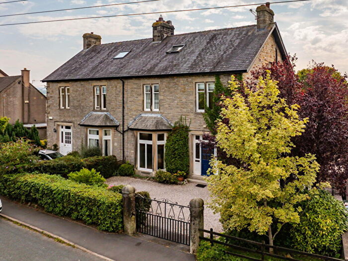 5 Bedroom Town House For Sale In Inglefield, Robin Lane, Bentham, North Yorkshire, LA2
