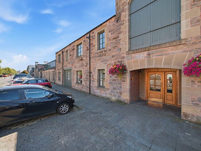 2 Bedroom Flat For Sale In / The Moorings, Commercial Street, Edinburgh, EH6