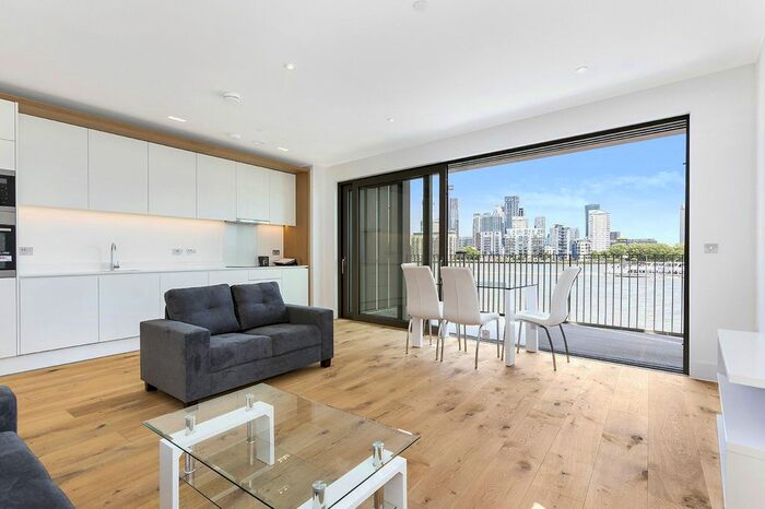 2 Bedroom Flat To Rent In Imperial Court B, Odessa Street, London, SE16