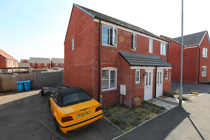2 Bedroom House For Sale In Manningham Lane, Kettering, NN15