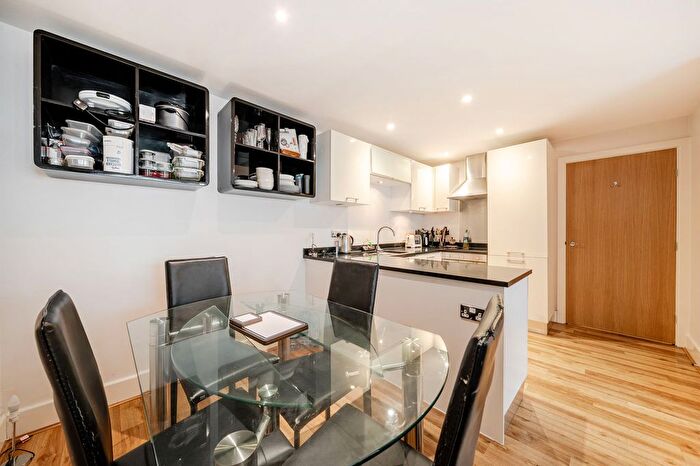 2 Bedroom Flat For Sale In Church Street, Epsom, KT17