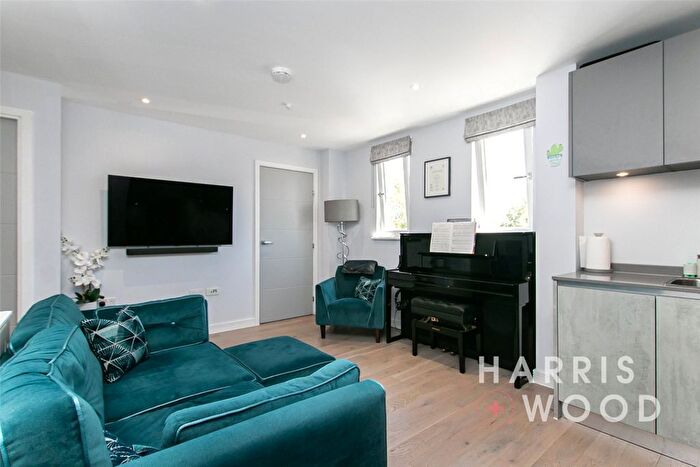 2 Bedroom Flat For Sale In Collingwood Road, Witham, Essex, CM8