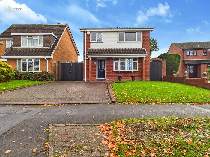 3 Bedroom Detached House For Sale In Park Hall Crescent, Castle Bromwich, Birmingham, B36