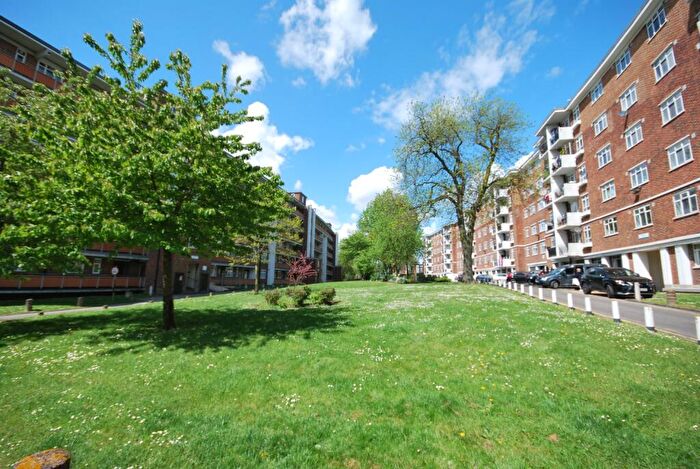 3 Bedroom Flat To Rent In Lordship Lane East Dulwich, SE22