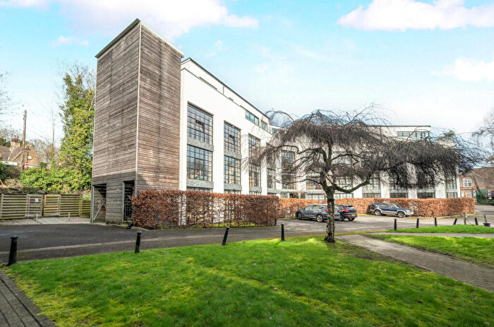 2 Bedroom Flat For Sale In Station Approach, Godalming, Surrey, GU7