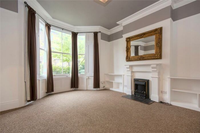 1 Bedroom Flat To Rent In Cricketfield Road, Clapton, London, E5