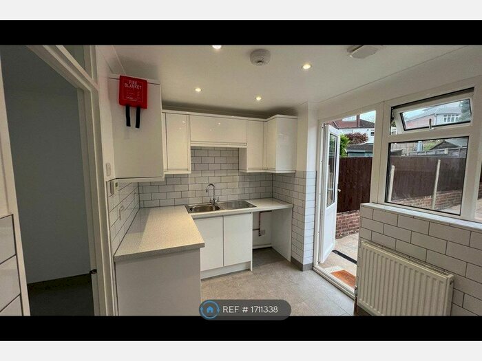 3 Bedroom Terraced House To Rent In Erith Road, Northumberland Heath, DA8