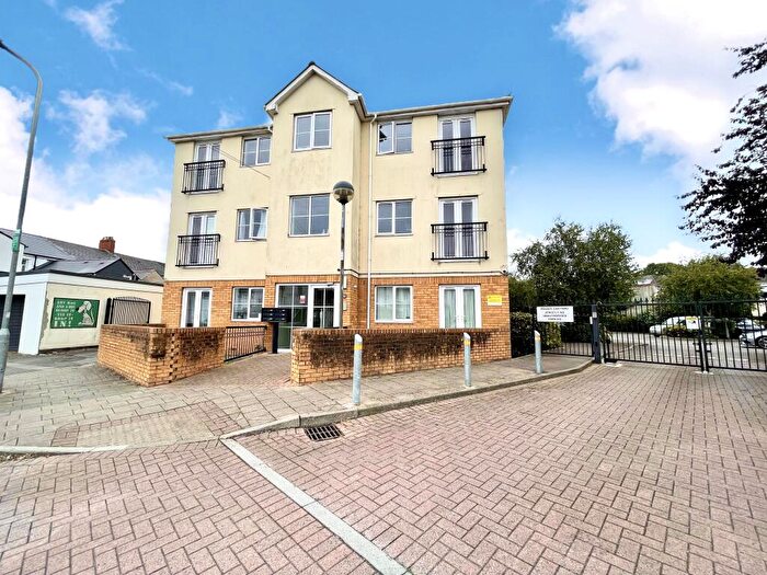2 Bedroom Apartment For Sale In Richards Terrace, Cardiff, CF24