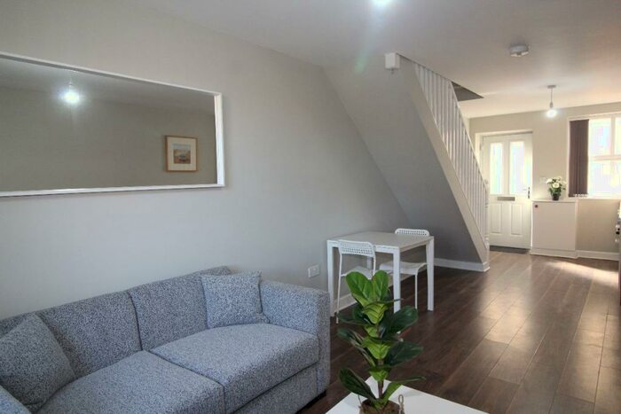 2 Bedroom Apartment To Rent In Cunliffe Court, St. Pauls Road, Preston, PR1