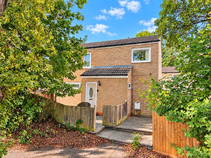 3 Bedroom End Of Terrace House For Sale In Saxilby Close, Corby, NN18