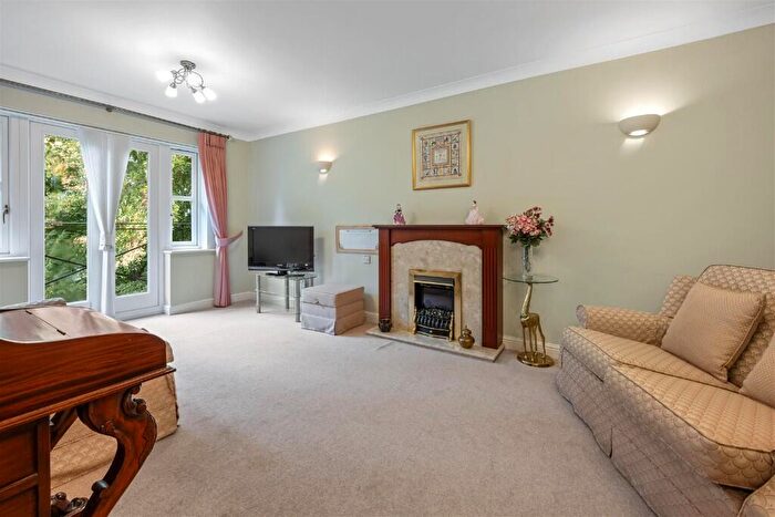 2 Bedroom Flat For Sale In Brompton Court, St. Stephens Road, Bournemouth, Dorset, BH2