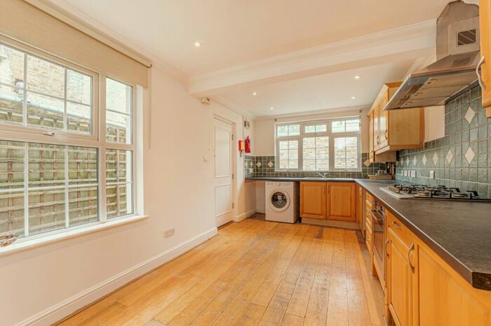 4 Bedroom Terraced House To Rent In Upland Road, East Dulwich, London, SE22