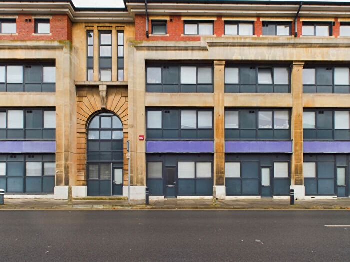 1 Bedroom Apartment For Sale In London Road, Portsmouth, Hampshire, PO2