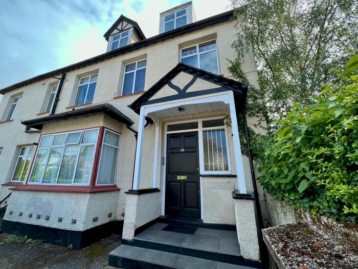 1 Bedroom Flat To Rent In Acacia Grove, New Malden, KT3