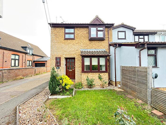 3 Bedroom End Of Terrace House For Sale In Lychgate, Sundon, Bedfordshire, LU3