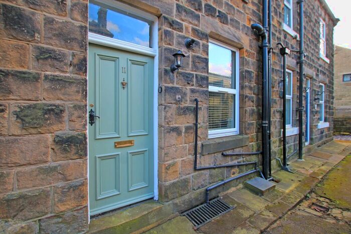 2 Bedroom Cottage To Rent In Butts Terrace, West Yorkshire, Guiseley, LS20