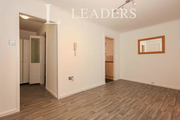 Studio To Rent In Hitchman Court, Hitchman Road, Leaminton Spa, CV31