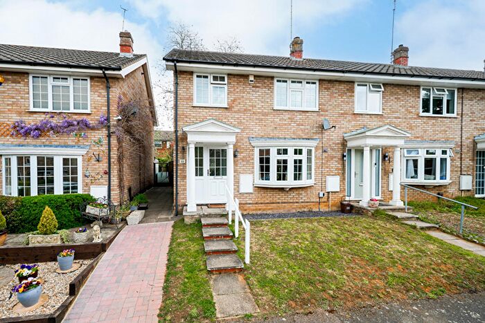 3 Bedroom End Of Terrace House For Sale In Riverside, Leighton Buzzard, LU7