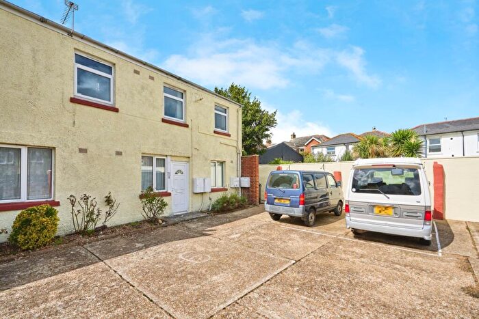 2 Bedroom Flat For Sale In Leed Street, Sandown, Isle Of Wight, PO36
