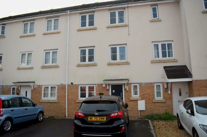 4 Bedroom House To Rent In Ffordd Yr Afon, Bryngwyn Village, Gorseinon, SA4