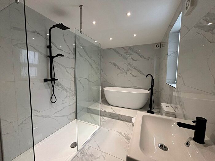 3 Bedroom Terraced House For Sale In Bluebell Lane, Huyton, L36