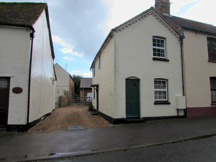 2 Bedroom Cottage To Rent In High Street, Spaldwick, Huntingdon, PE28