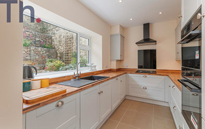 4 Bedroom Terraced House For Sale In Ventnor, Isle Of Wight, PO38