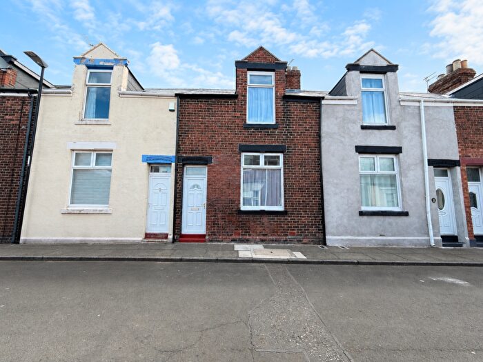 2 Bedroom Terraced House For Sale In Close Street, Sunderland, SR4