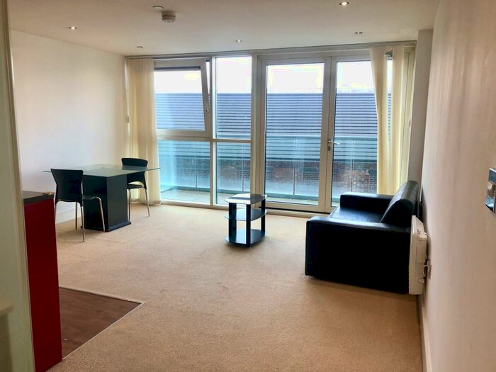 1 Bedroom Apartment To Rent In The Litmus Building, Nottingham, NG1