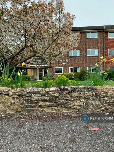 2 Bedroom Flat To Rent In Kingsway Court, Chandler's Ford, Eastleigh, SO53