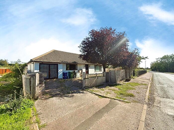 4 Bedroom Bungalow For Sale In Fewcott Road, Fritwell, Bicester, OX27