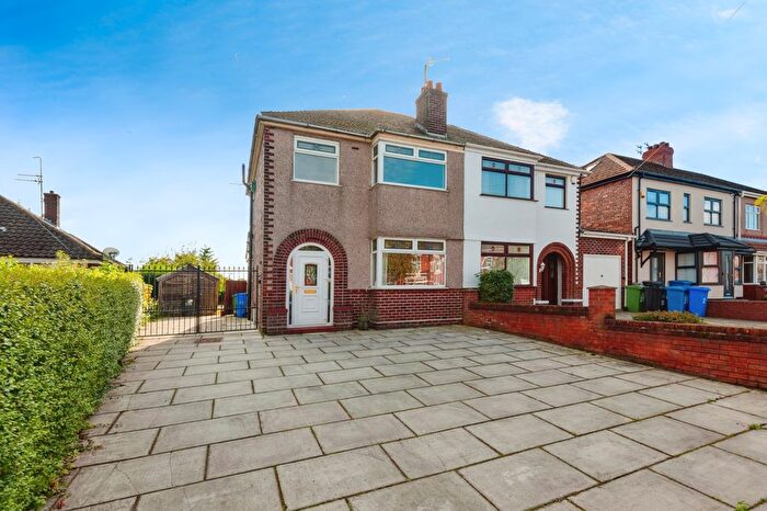 3 Bedroom Semi-Detached House For Sale In Halegate Road, Widnes, Cheshire, WA8