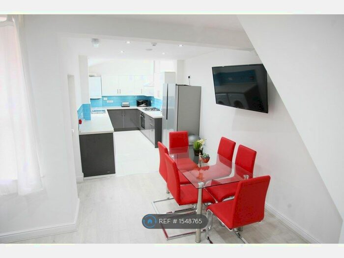 6 Bedroom Terraced House To Rent In Edinburgh Road, Kensington, Liverpool, L7