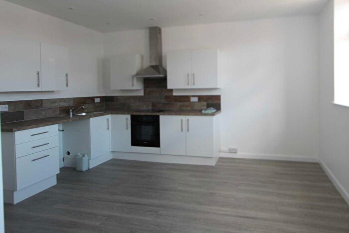 2 Bedroom Flat To Rent In Furtherwick Road Canvey Island, SS8